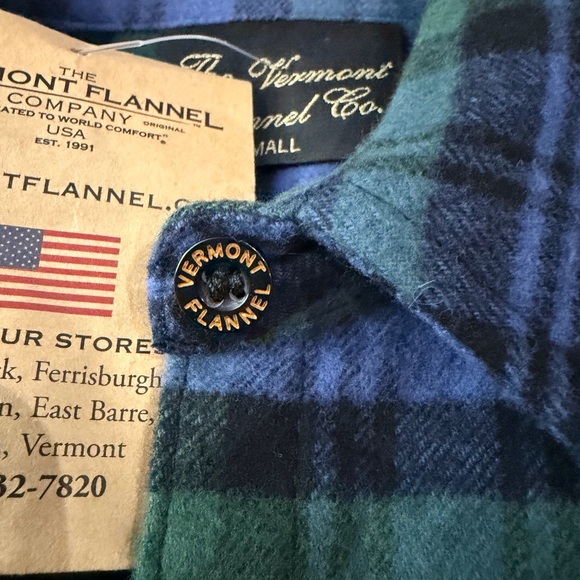 NWT VERMONT FLANNEL CO Women's Classic Button Down Shirt Blue Green S - Picture 7 of 10